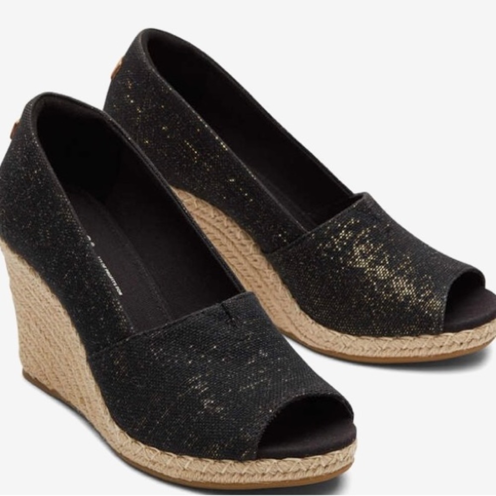 NWOT TOMS Michelle Wedge Heel